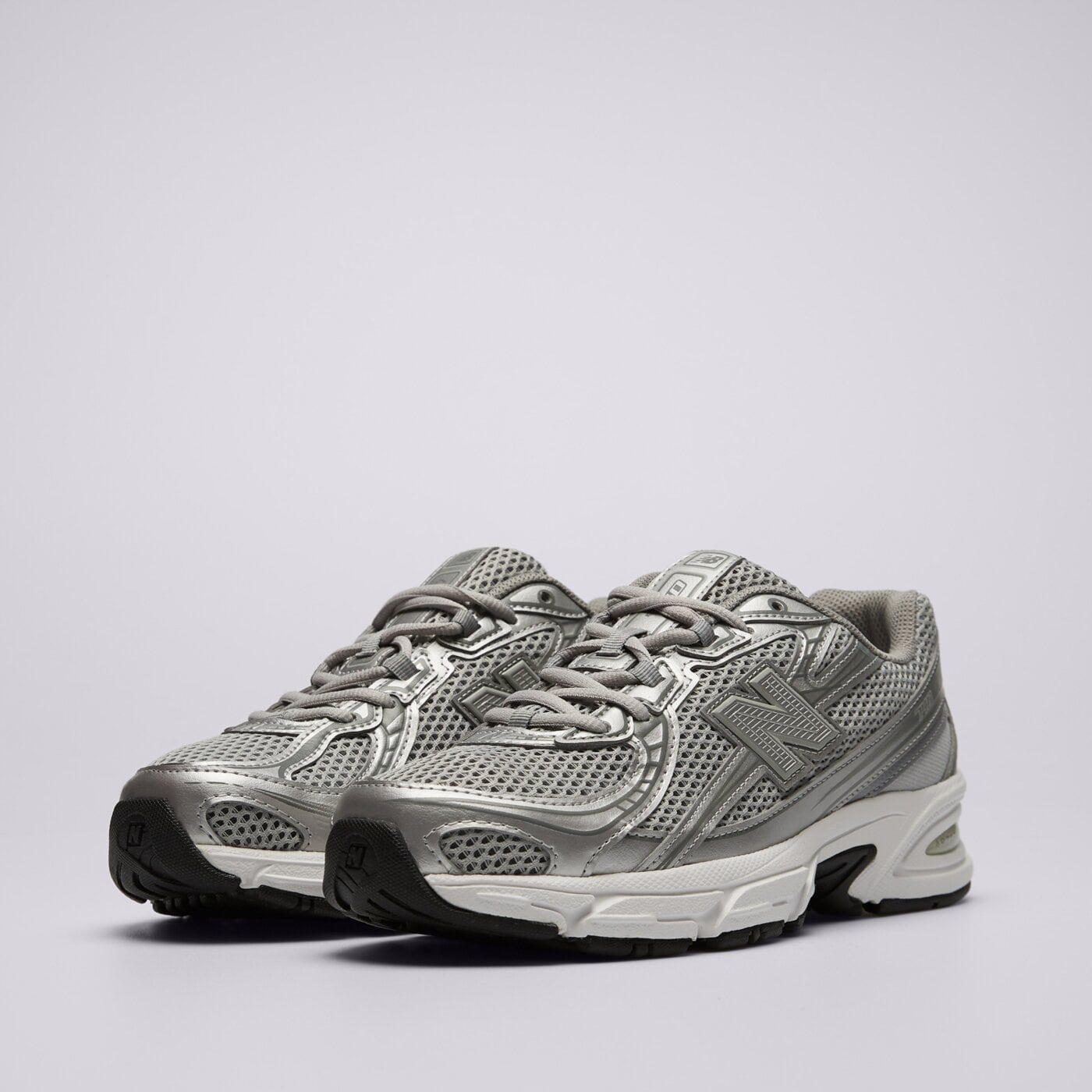 Дамски маратонки NEW BALANCE U740V2 u740sg2 цвят сив