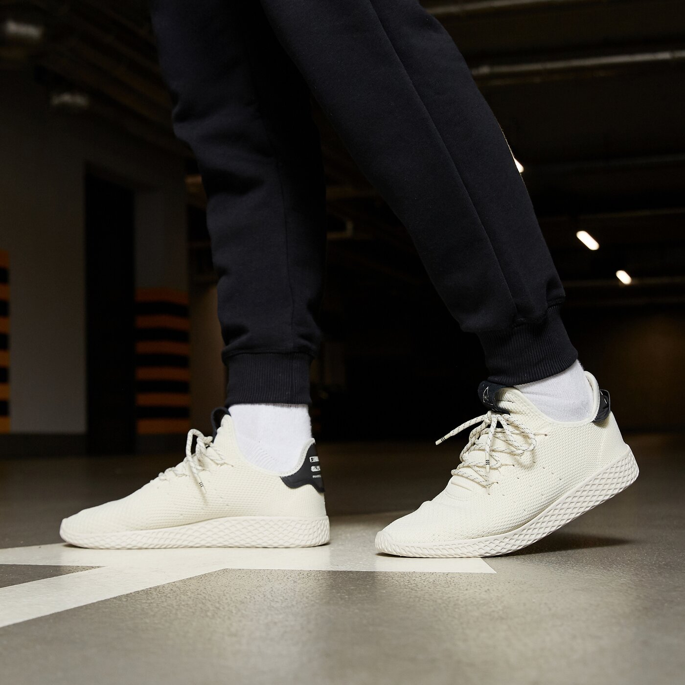 Мъжки маратонки ADIDAS PW TENNIS HU gz3920 цвят бял