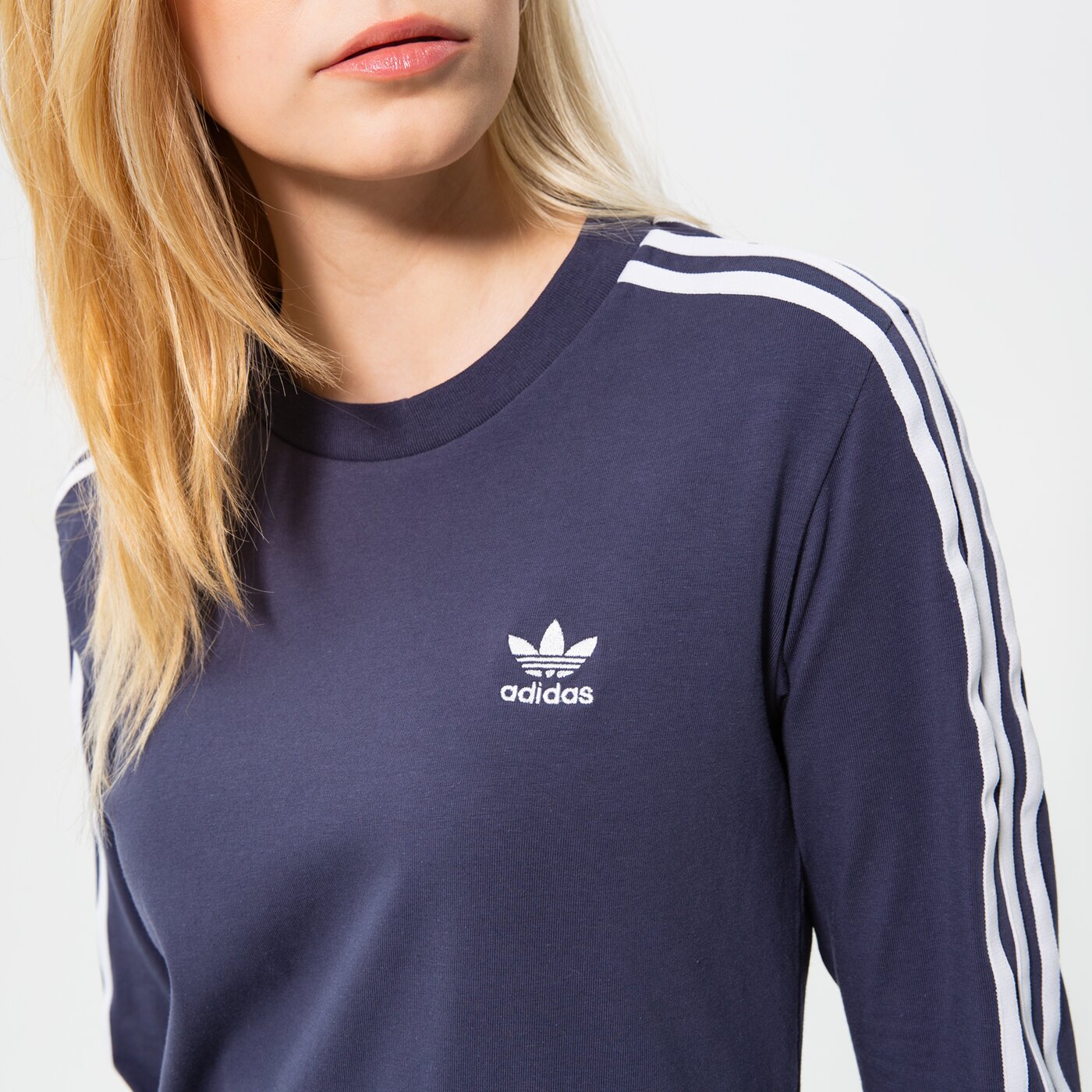 Дамска тениска ADIDAS ТЕНИСКА 3STR LONGSLEEVE he6877 цвят тъмносин