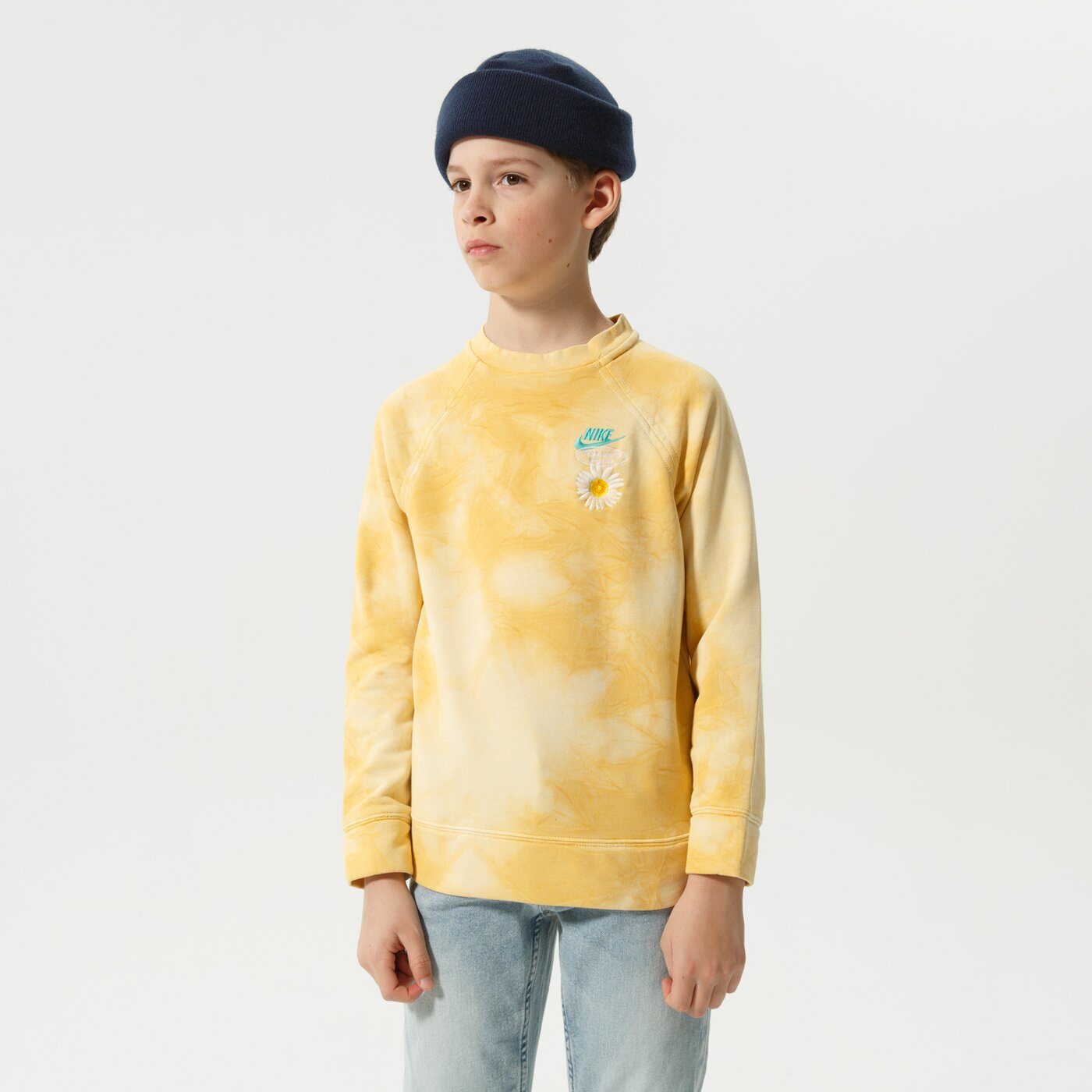 Детски суичър NIKE СУИТЧЪР B NSW HBR FT STATEMENT CREW BOY dn3838-777 цвят многоцветен