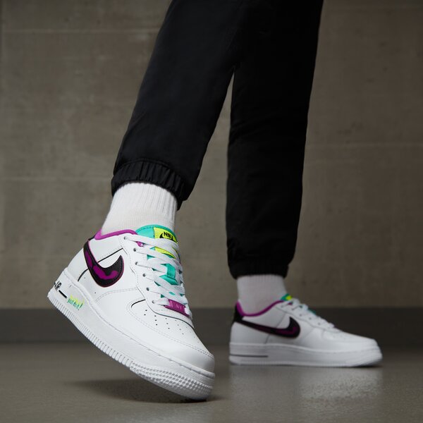 Детски маратонки NIKE AIR FORCE 1 LV8 (GS)  dx3933-100 цвят бял