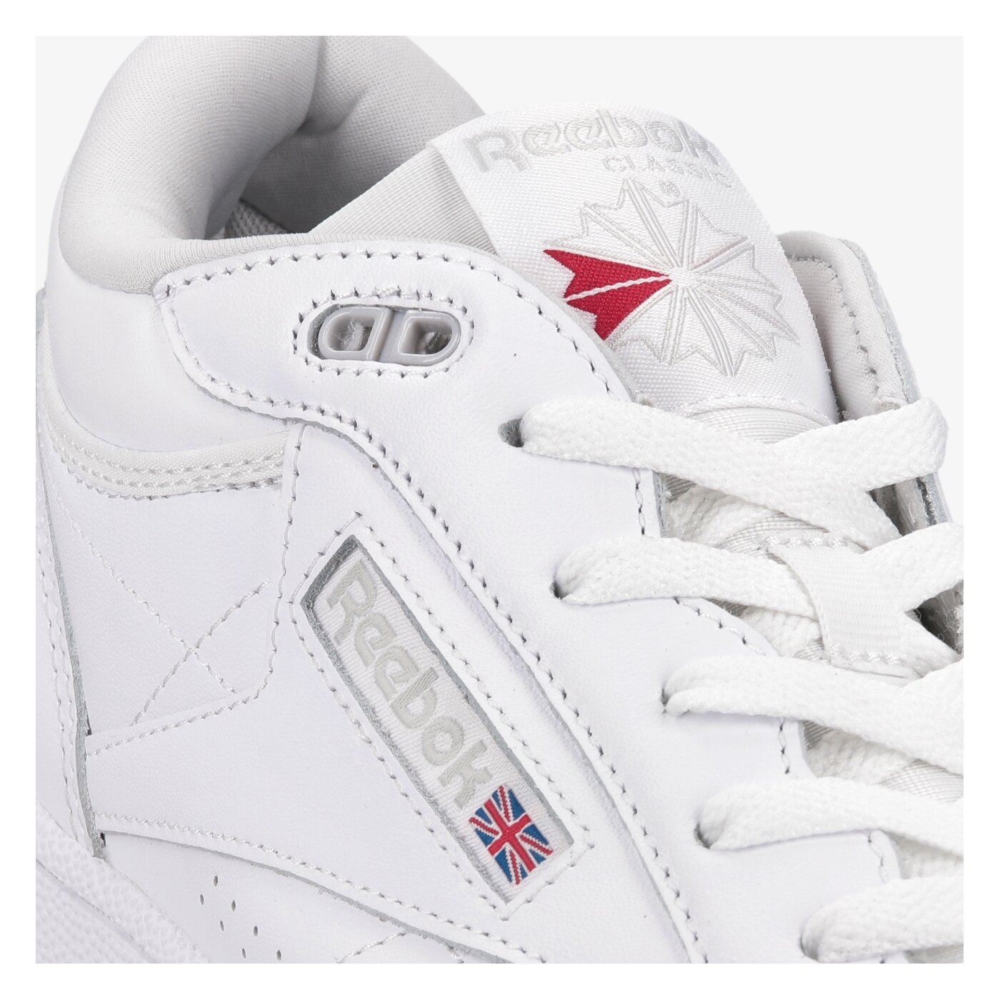 Мъжки маратонки REEBOK CLUB C MID II gz7552 цвят бял