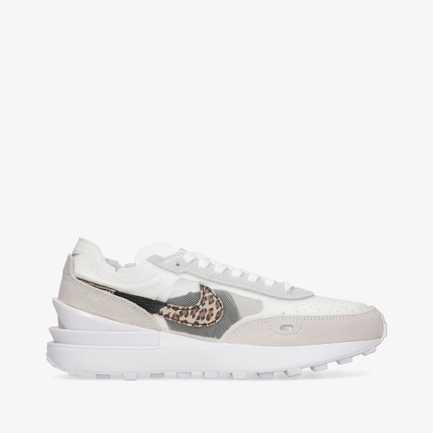 Дамски маратонки NIKE WAFFLE ONE SE dj9776-100 цвят бял