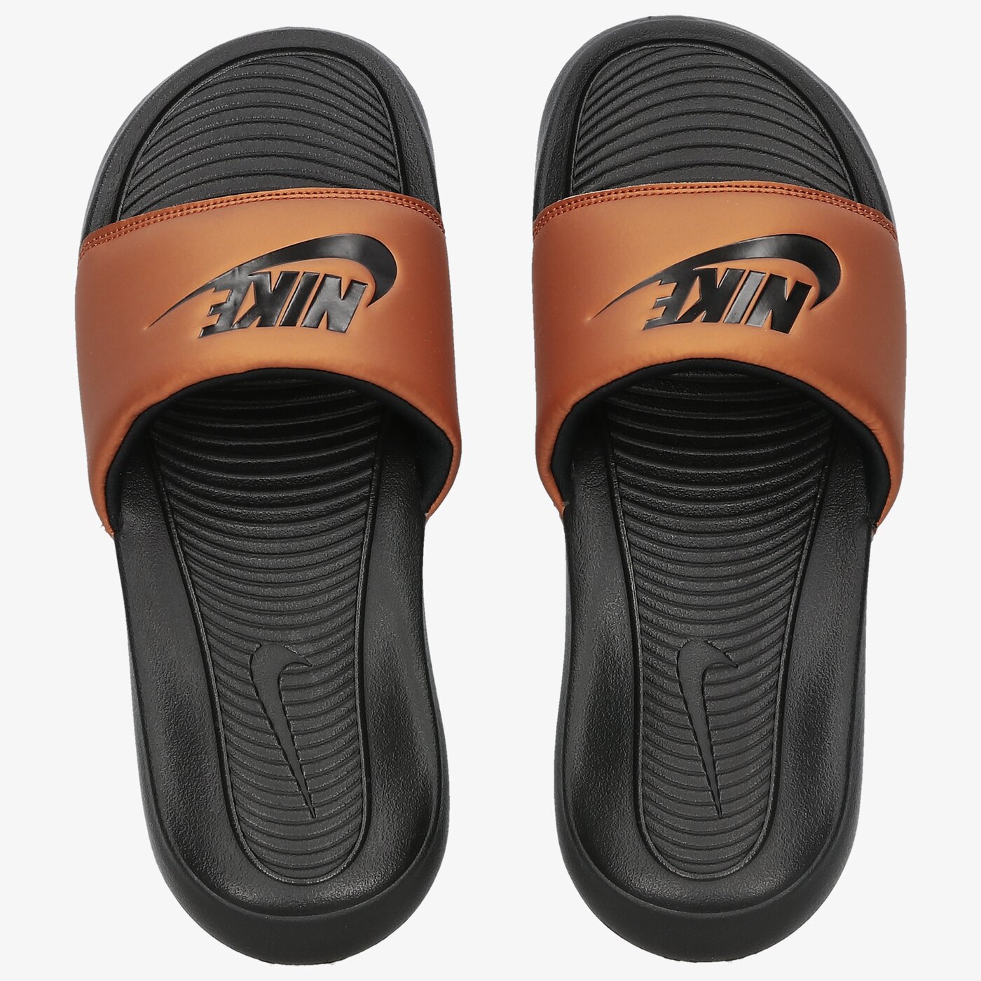 Дамски чехли и сандали NIKE VICTORI ONE cn9677-003 цвят черен