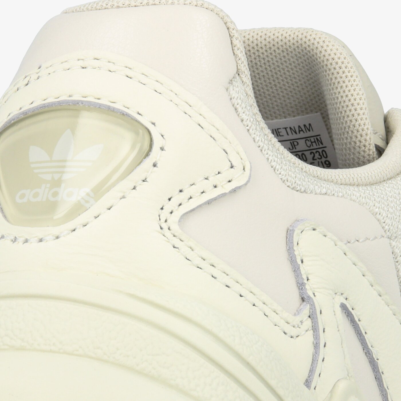 Дамски маратонки ADIDAS FALCON W ee5118 цвят сив