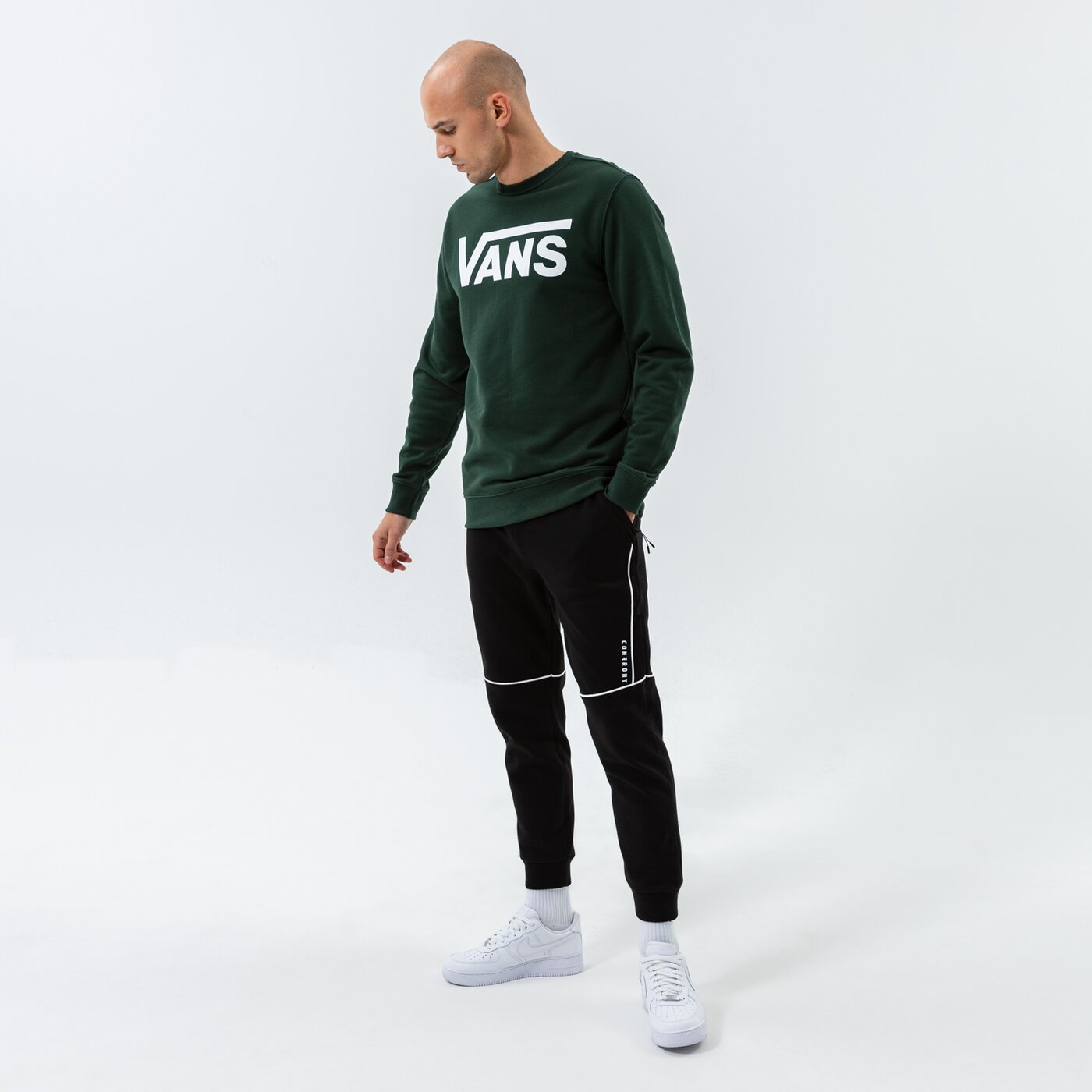 Мъжки суичър VANS СУИТЧЪР MN VANS CLASSIC CREW II vn0a456a4cl цвят зелен