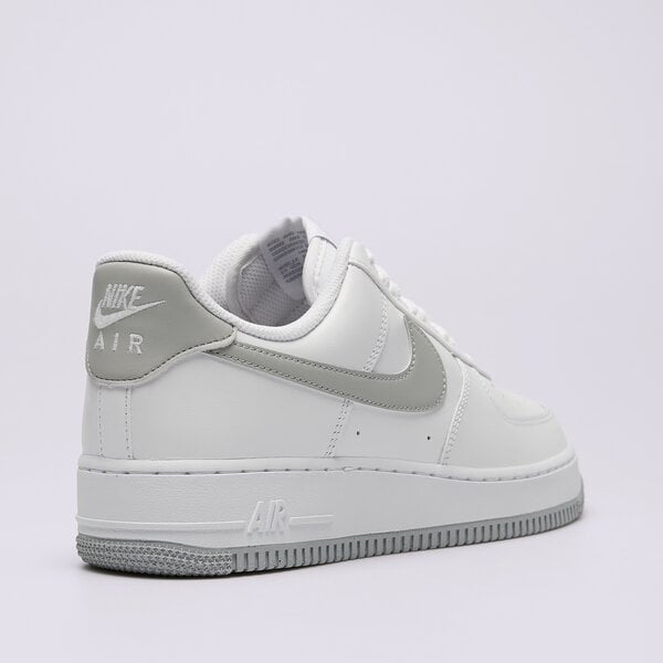 Мъжки маратонки NIKE AIR FORCE 1 '07  fj4146-100 цвят бял