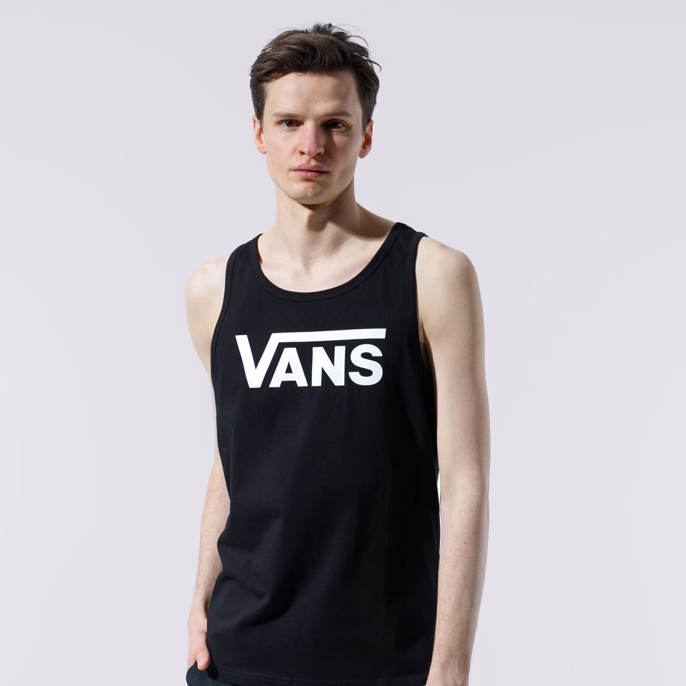 Мъжка тениска VANS ПОТНИК VANS CLASSIC ПОТНИК vn000y8vy281 цвят черен