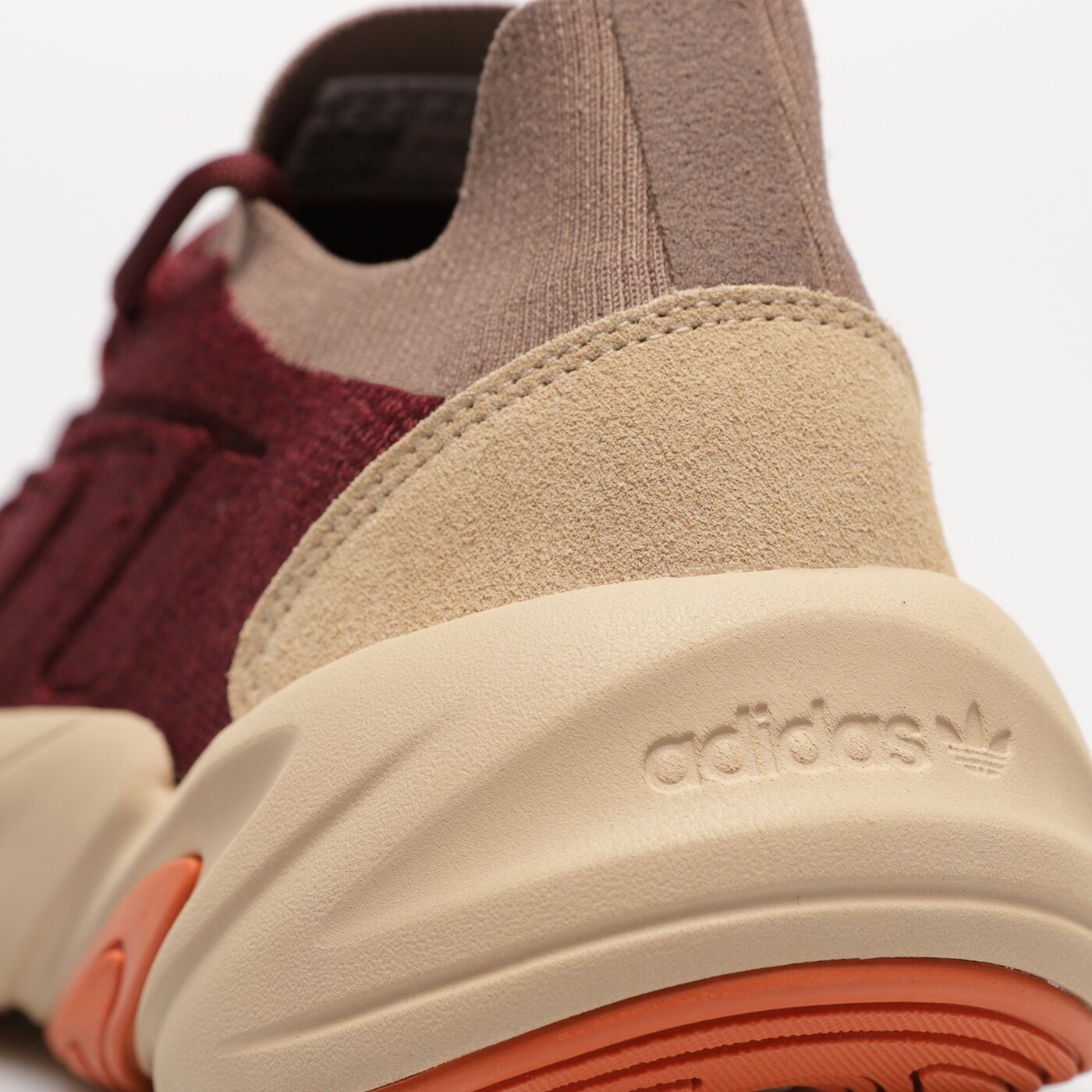 Мъжки маратонки ADIDAS OZELIA KNT gy9927 цвят бордо