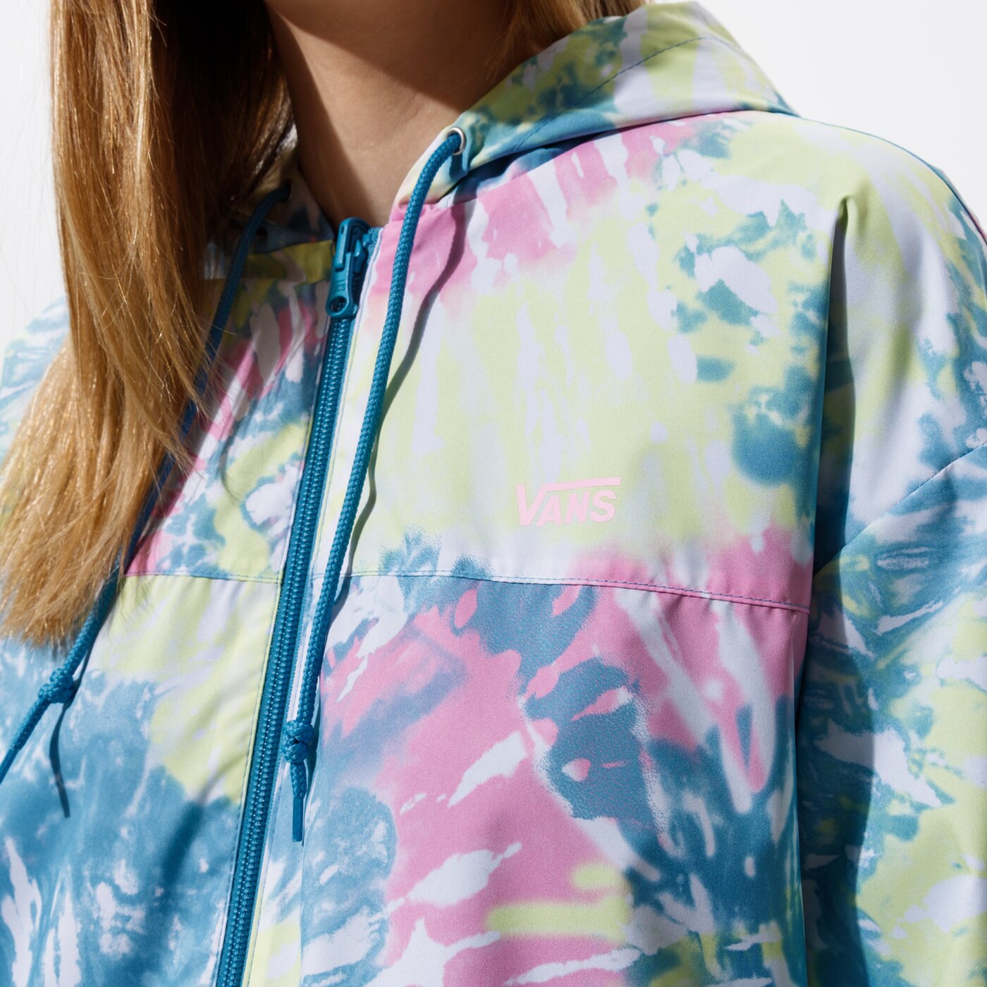 Дамско преходно яке VANS ЯКЕ WM MERCY REVERSIBLE PARKA ORCHID vn0a34fm0fs1 цвят многоцветен