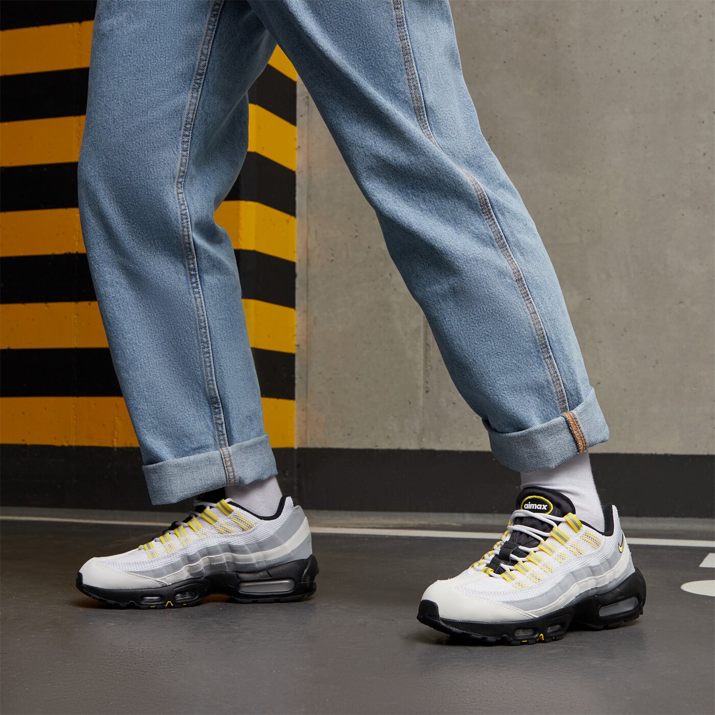 Мъжки маратонки AIR MAX 95 ESSENTIAL dq3982-100 цвят бял