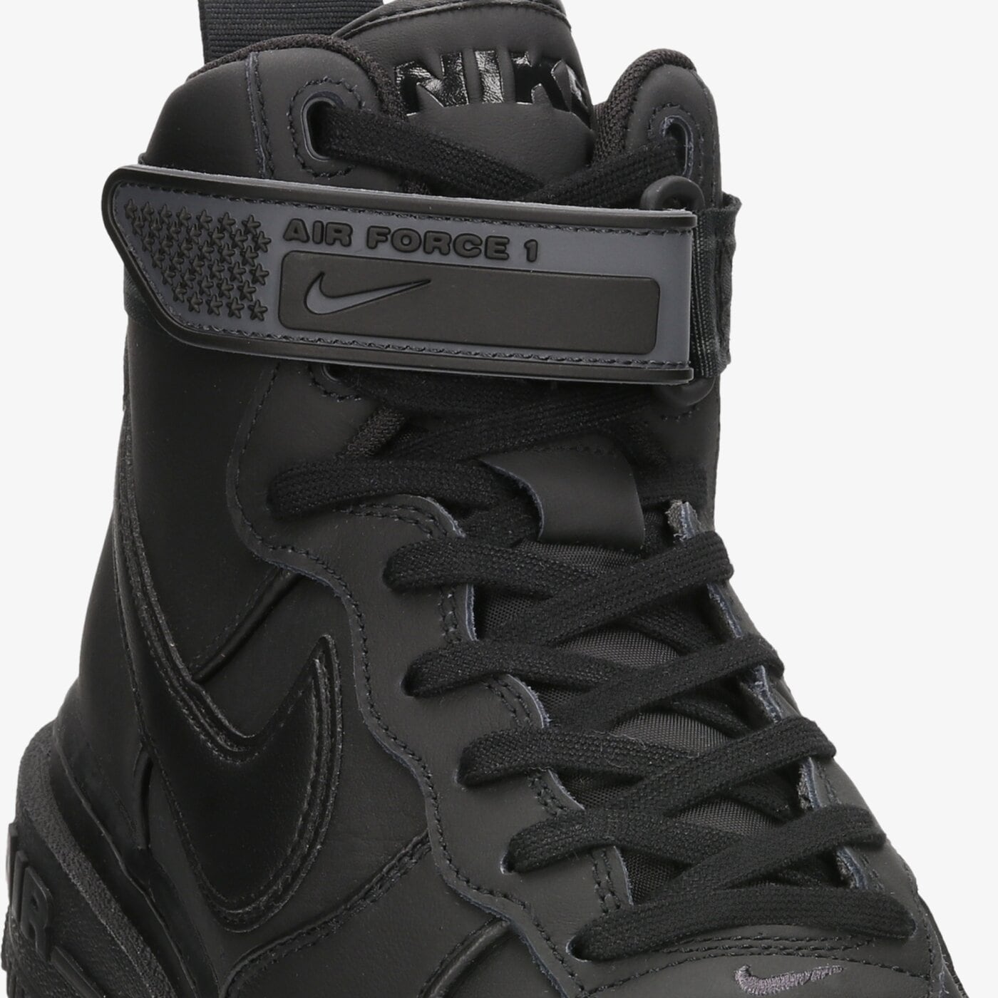 Мъжки маратонки NIKE AIR FORCE 1 da0418-001 цвят черен