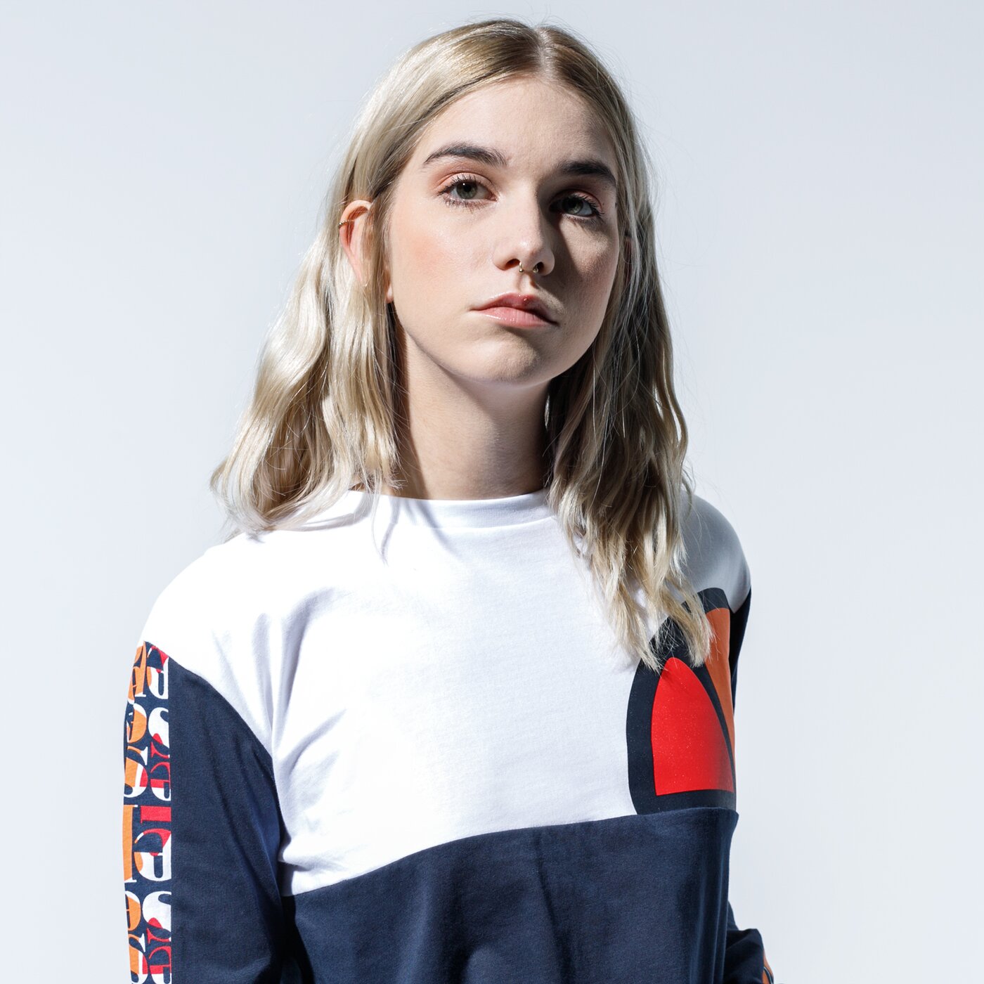 Дамски суичър ELLESSE СУИТЧЪР TAMEDEO sge08435white цвят бял