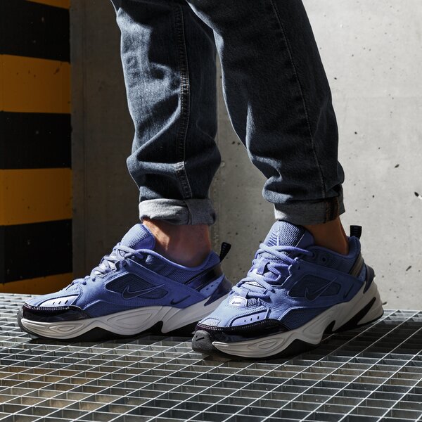 Дамски маратонки NIKE W M2K TEKNO  av7030-400 цвят тъмносин