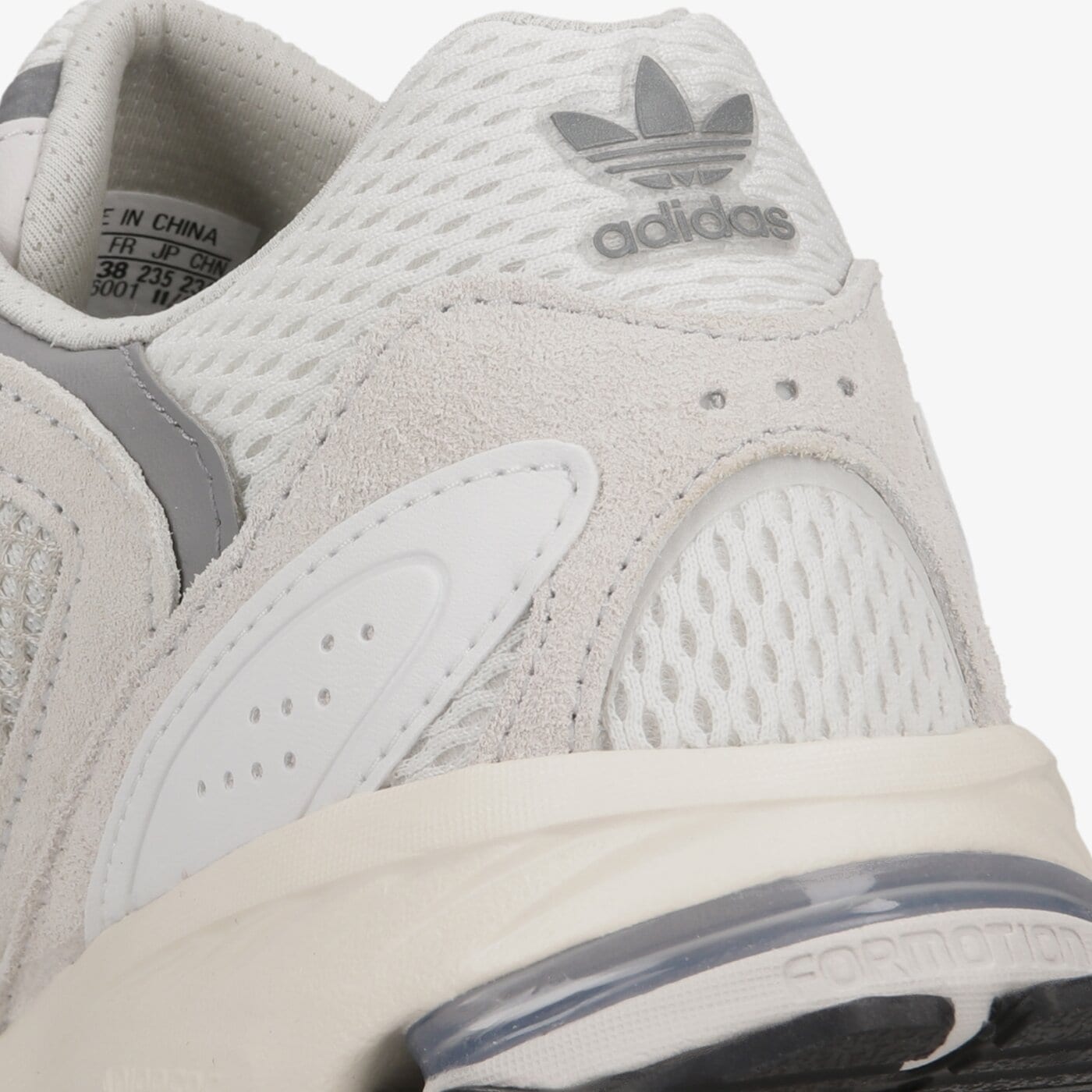 Дамски маратонки ADIDAS SHADOWTURF gw3965 цвят бял