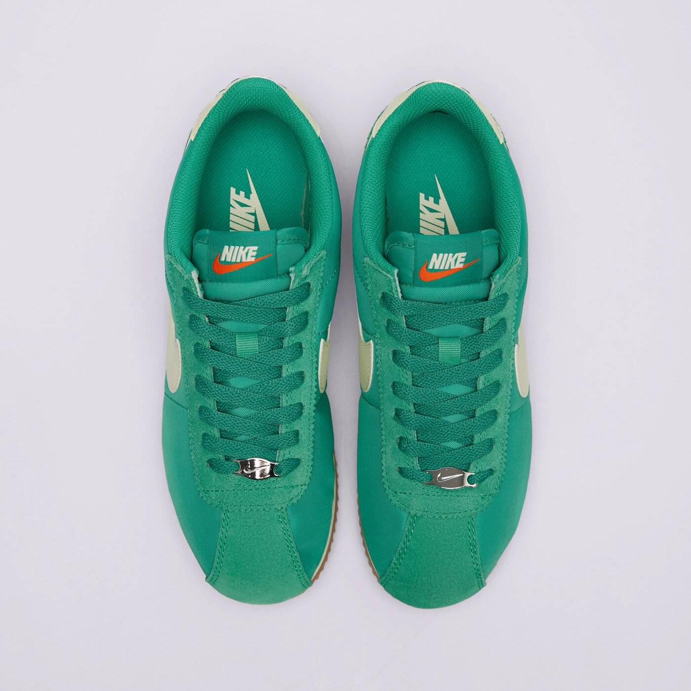 Дамски маратонки NIKE CORTEZ TEXTILE dz2795-301 цвят зелен