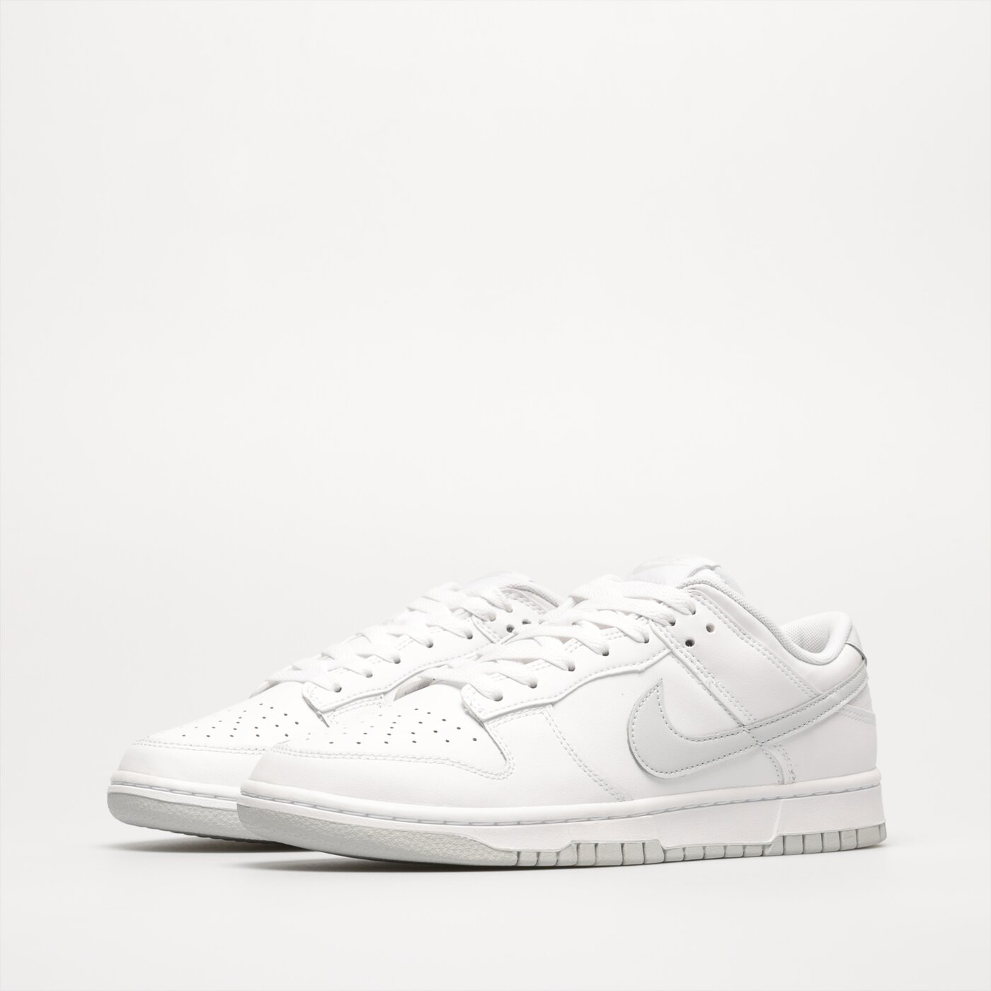 Мъжки маратонки NIKE DUNK LOW RETRO dv0831-101 цвят бял