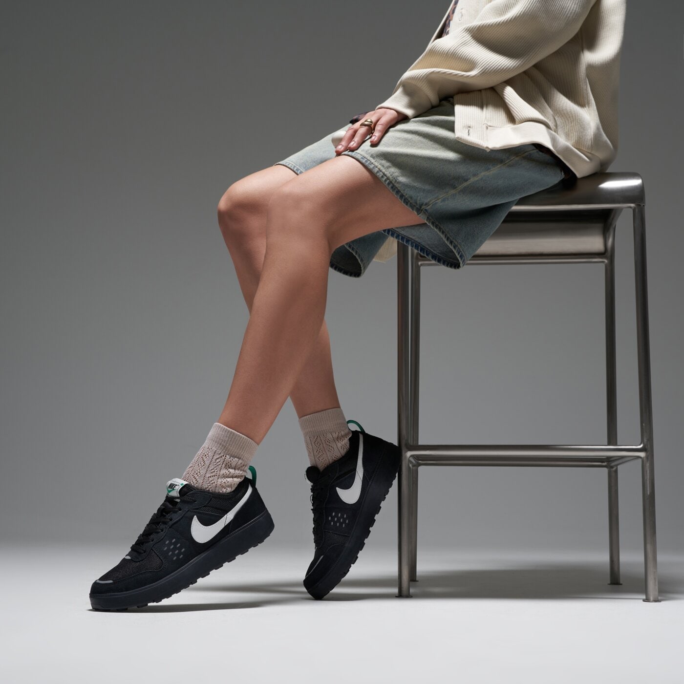 Детски маратонки NIKE C1TY hq0028-001 цвят черен