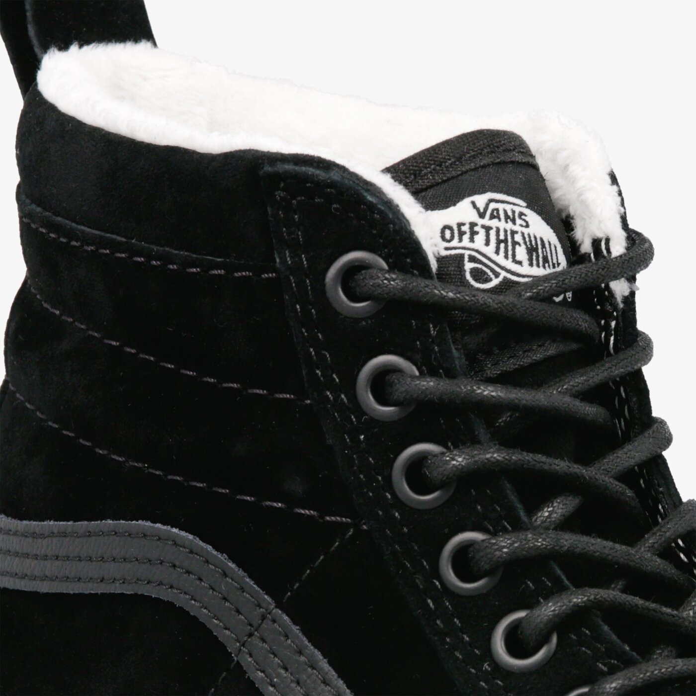 Дамски маратонки VANS UA SK8-HI MTE va33txuc2w цвят черен