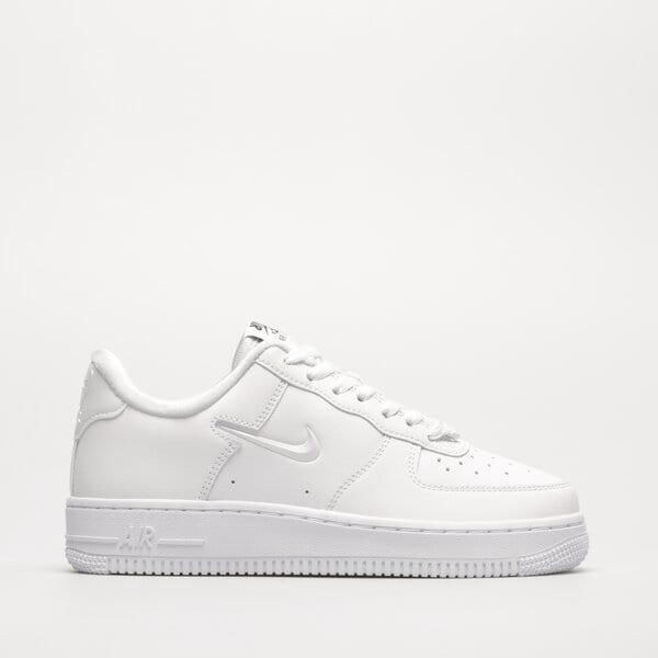 Дамски маратонки NIKE WMNS AIR FORCE 1 '07 SE fb8251-100 цвят бял