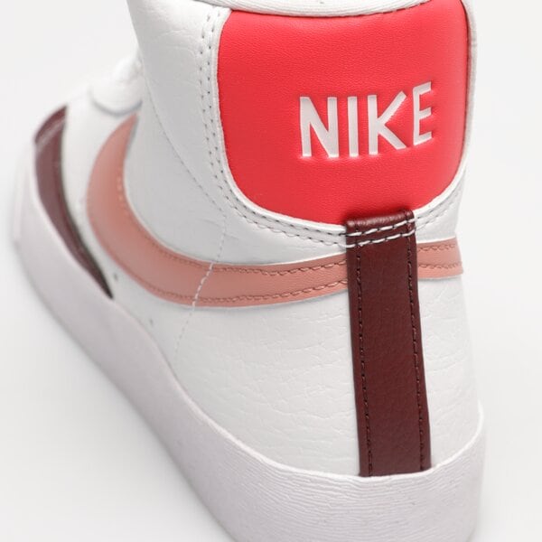 Дамски маратонки NIKE W BLAZER MID '77 NEXT NATURE dq4124-105 цвят бял