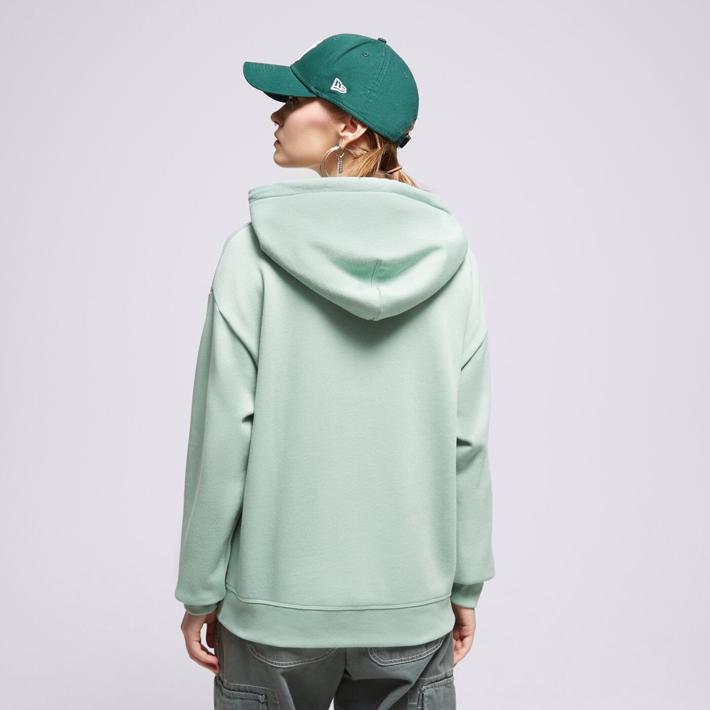 Дамски суичър LEVI'S СУИТЧЪР С КАЧУЛКА GRAPHIC STANDARD 18487-0249 цвят зелен