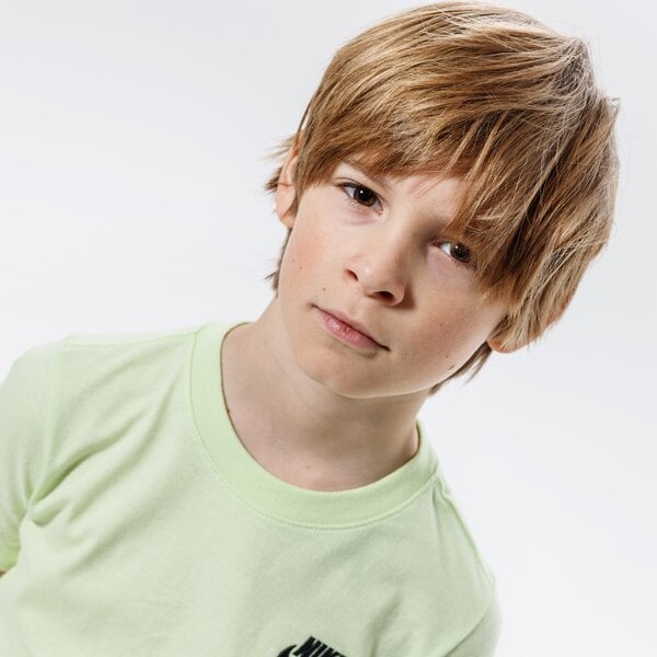 Детска тениска NIKE ТЕНИСКА SPORTSWEAR BOY ar5254-355 цвят зелен