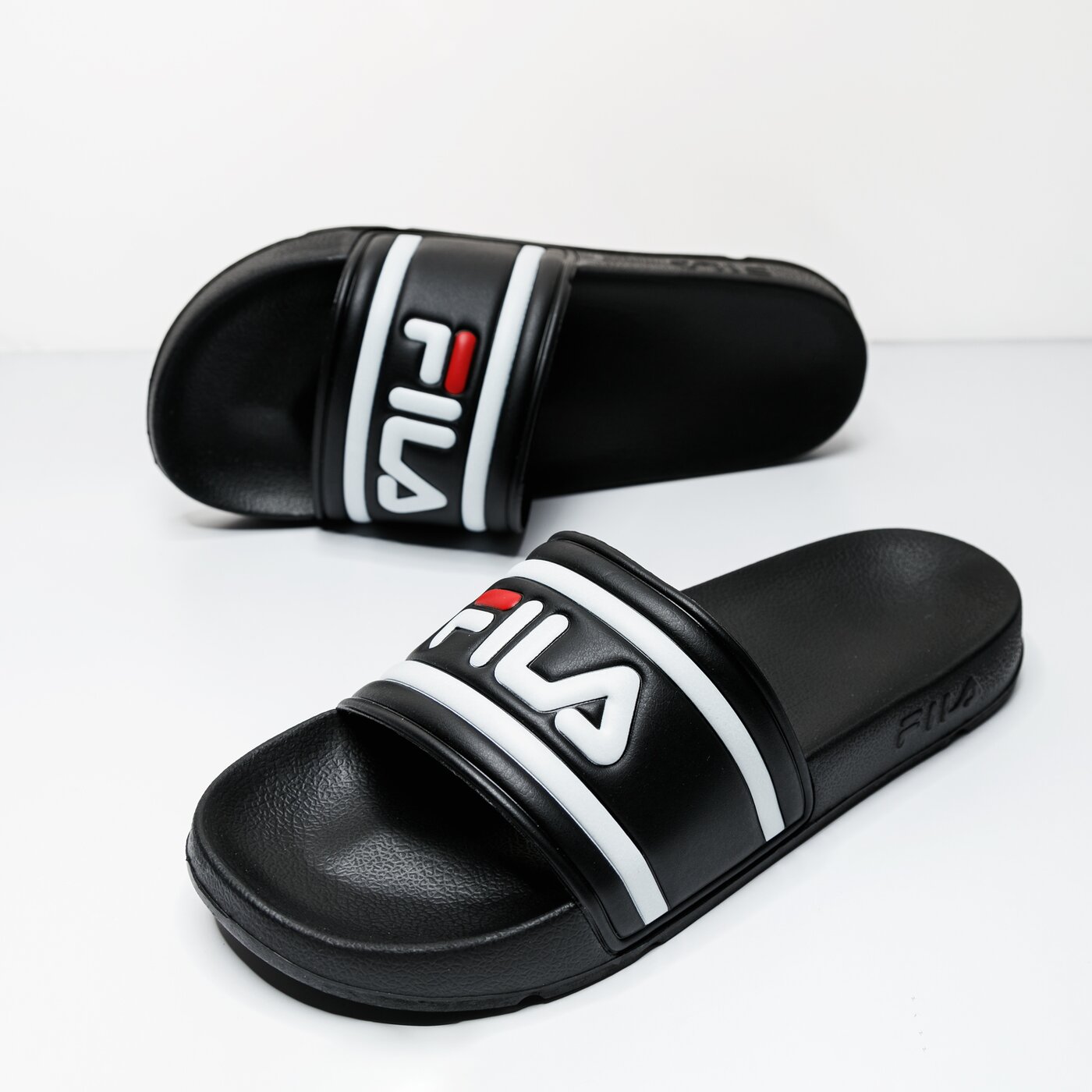 Мъжки чехли и сандали FILA MORRO BAY SLIPPER 2.0 101093025y цвят черен