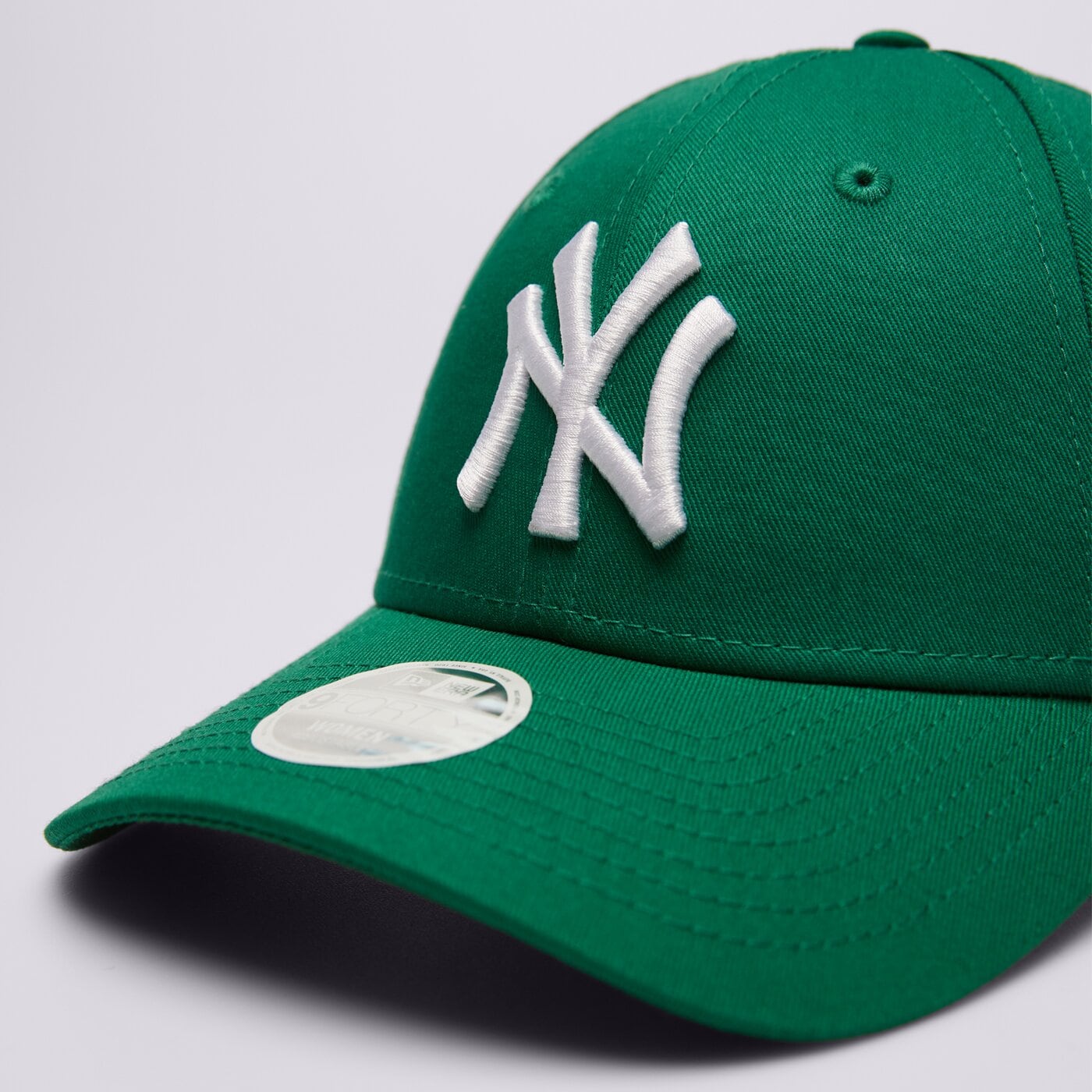 Дамска шапка с козирка NEW ERA ШАПКА WMNS LE 940 NYY NEW YORK YANKEES 60358040 цвят зелен