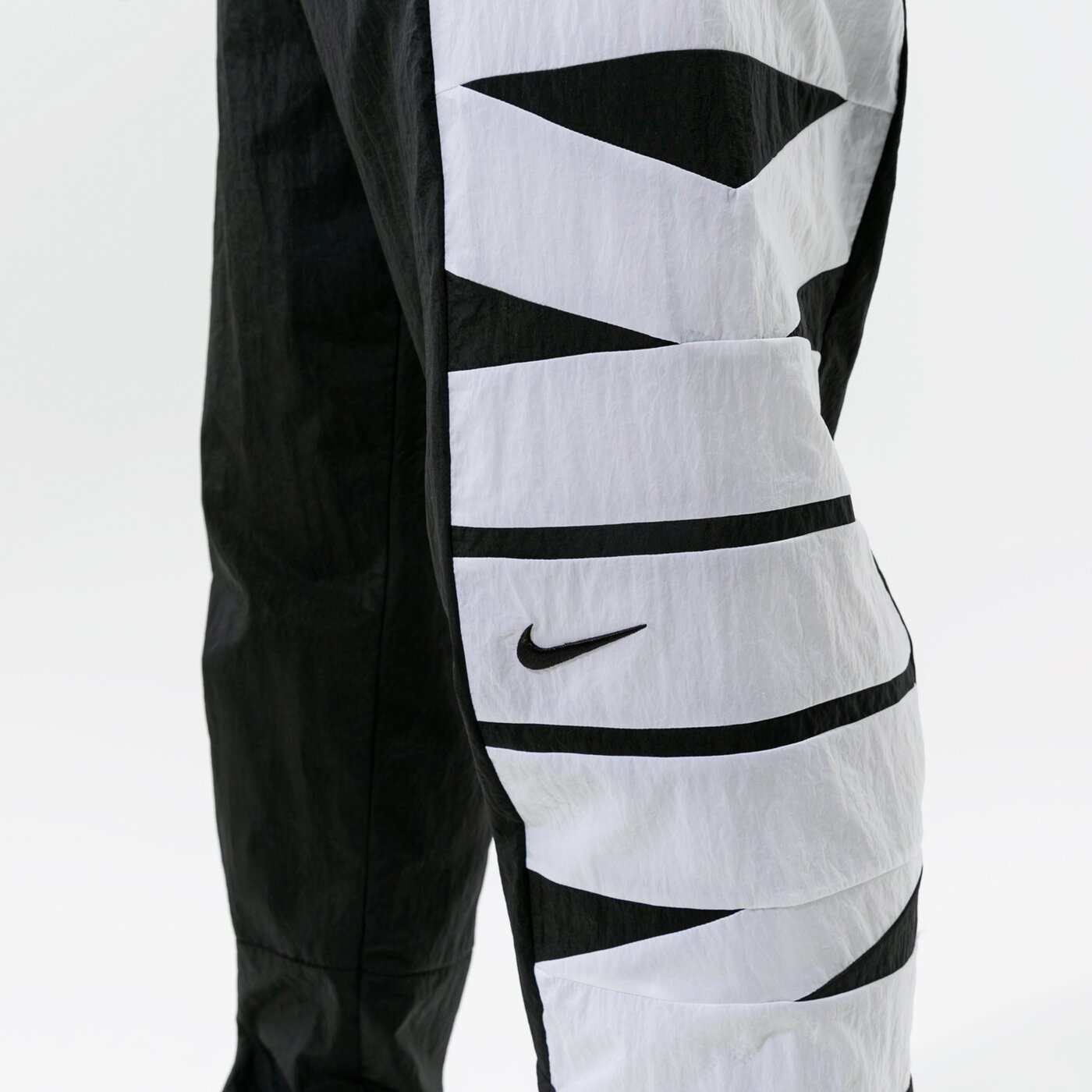 Мъжки панталони NIKE ПАНТАЛОНИ DRI-FIT STARTING 5 NBA cw7351-010 цвят черен