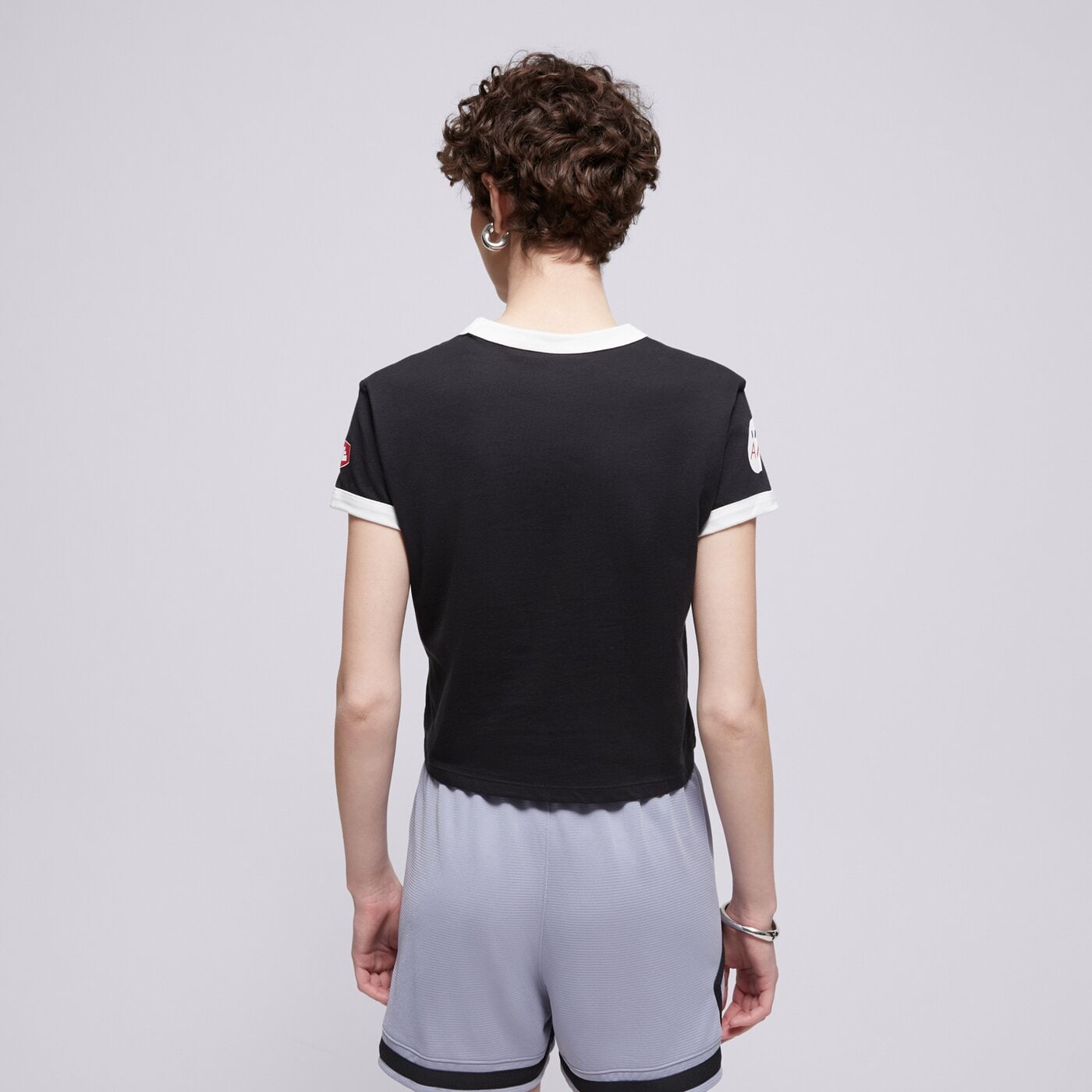 Дамска тениска NIKE ТЕНИСКА W NSW CLUB SS TEE MOTO RGR hq1707-010 цвят черен