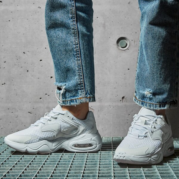 Дамски маратонки NIKE AIR MAX 2X  ck2947-103 цвят бял