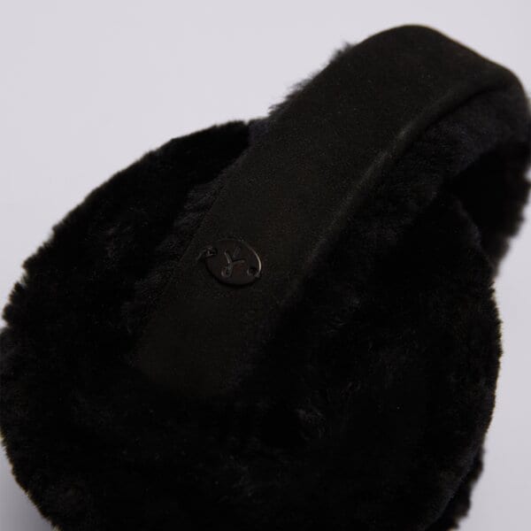 Дамска зимна шапка EMU ЛЕНТА ANGAHOOK EARMUFFS w9403black цвят черен