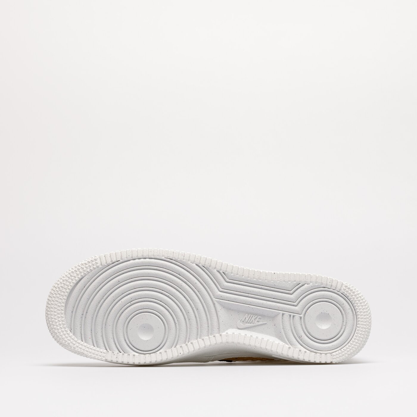 Мъжки маратонки NIKE AIR FORCE 1 '07 LV8 NN dm0117-100 цвят бял