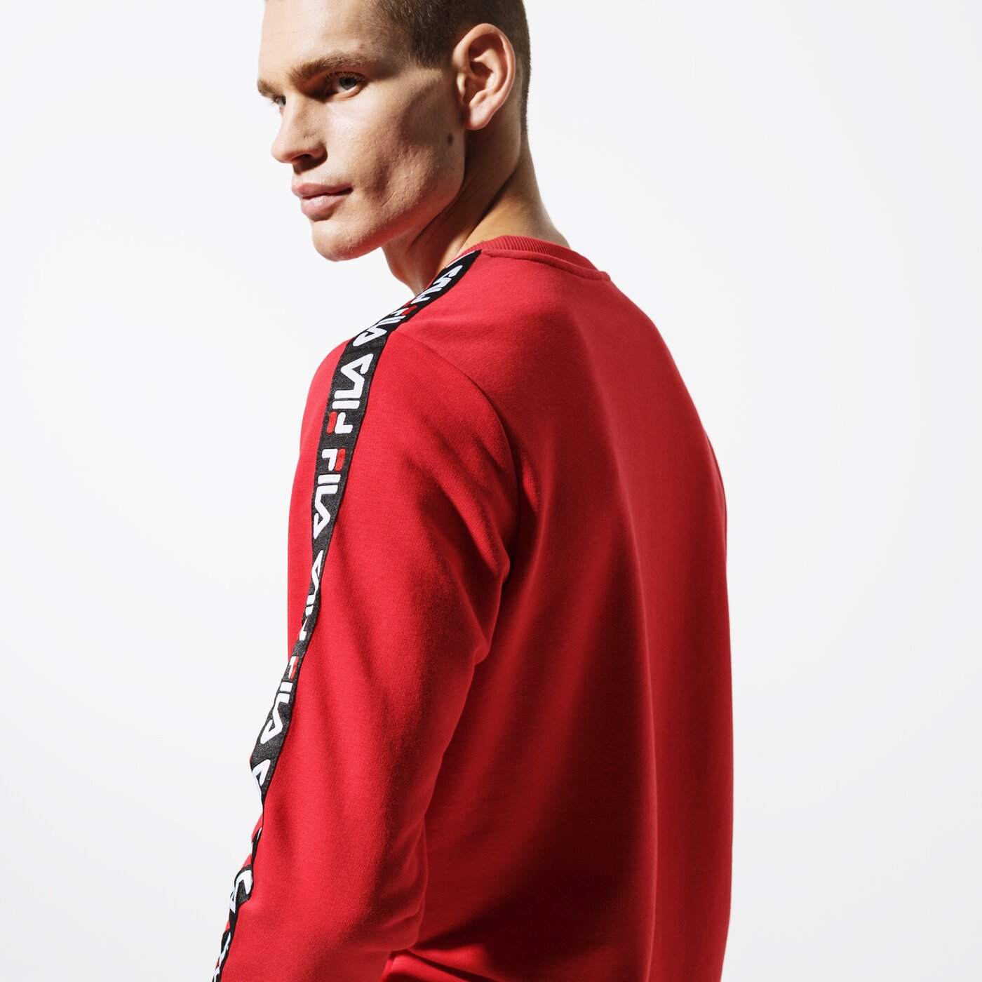 Мъжки суичър FILA СУИТЧЪР AREN CREW SHIRT 682363006 цвят червен