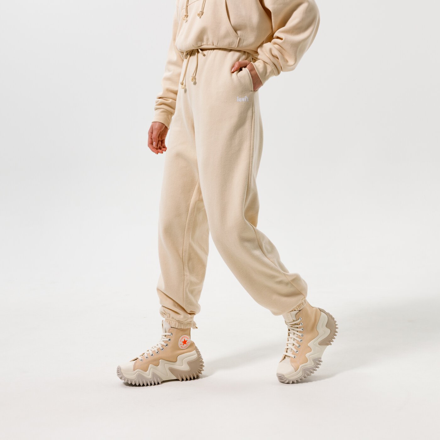 Дамски панталони LEVI'S ПАНТАЛОНИ LAUNDRY DAY SWEATPANT a1786-0000 цвят бежов