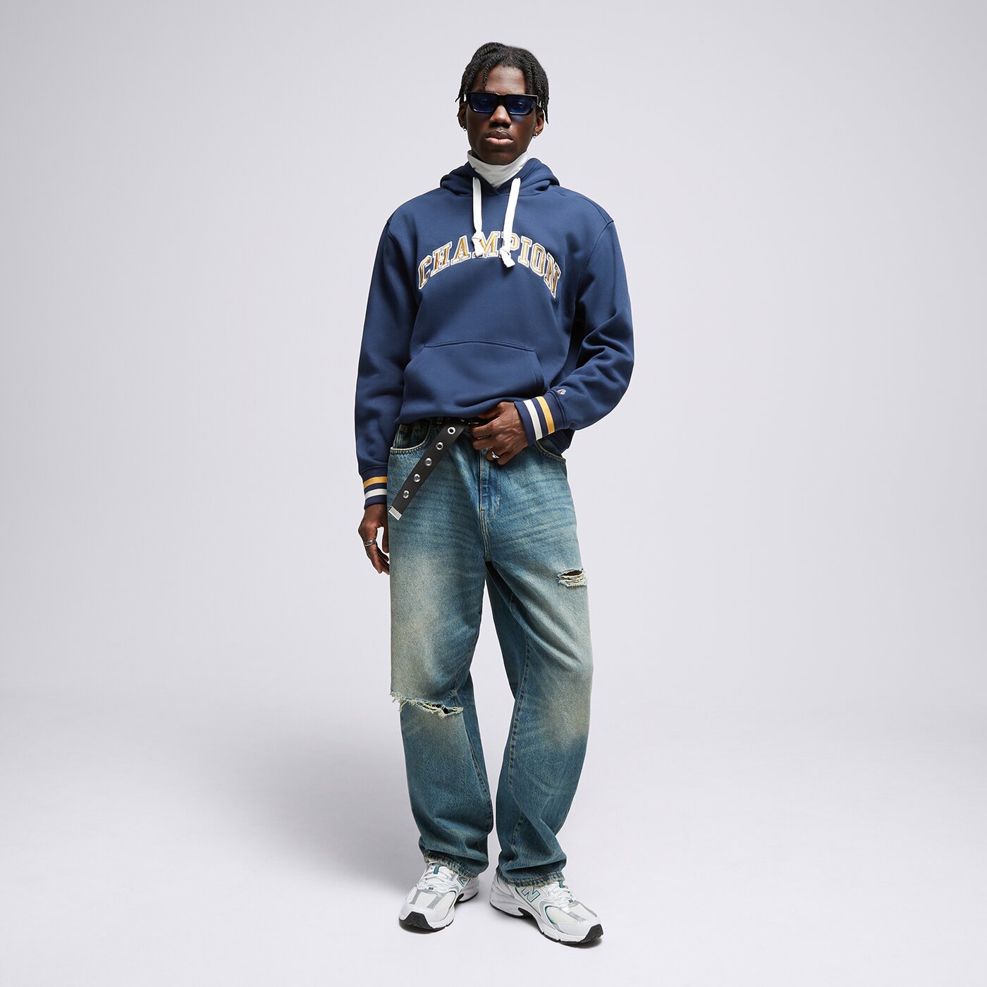 Мъжки суичър CHAMPION СУИТЧЪР С КАЧУЛКА HOODED SWEATSHIRT 219174bs561 цвят тъмносин