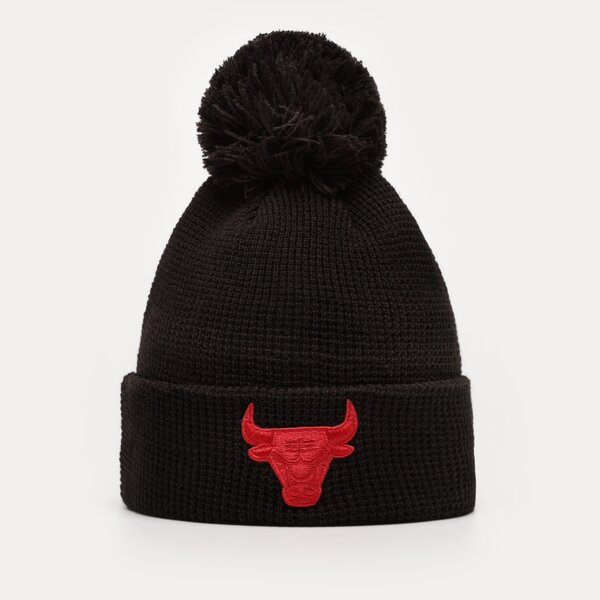 Мъжка зимна шапка NEW ERA ШАПКА POP BOBBLE BEANIE BULLS CHICAGO BULLS BLK 60285007 цвят черен