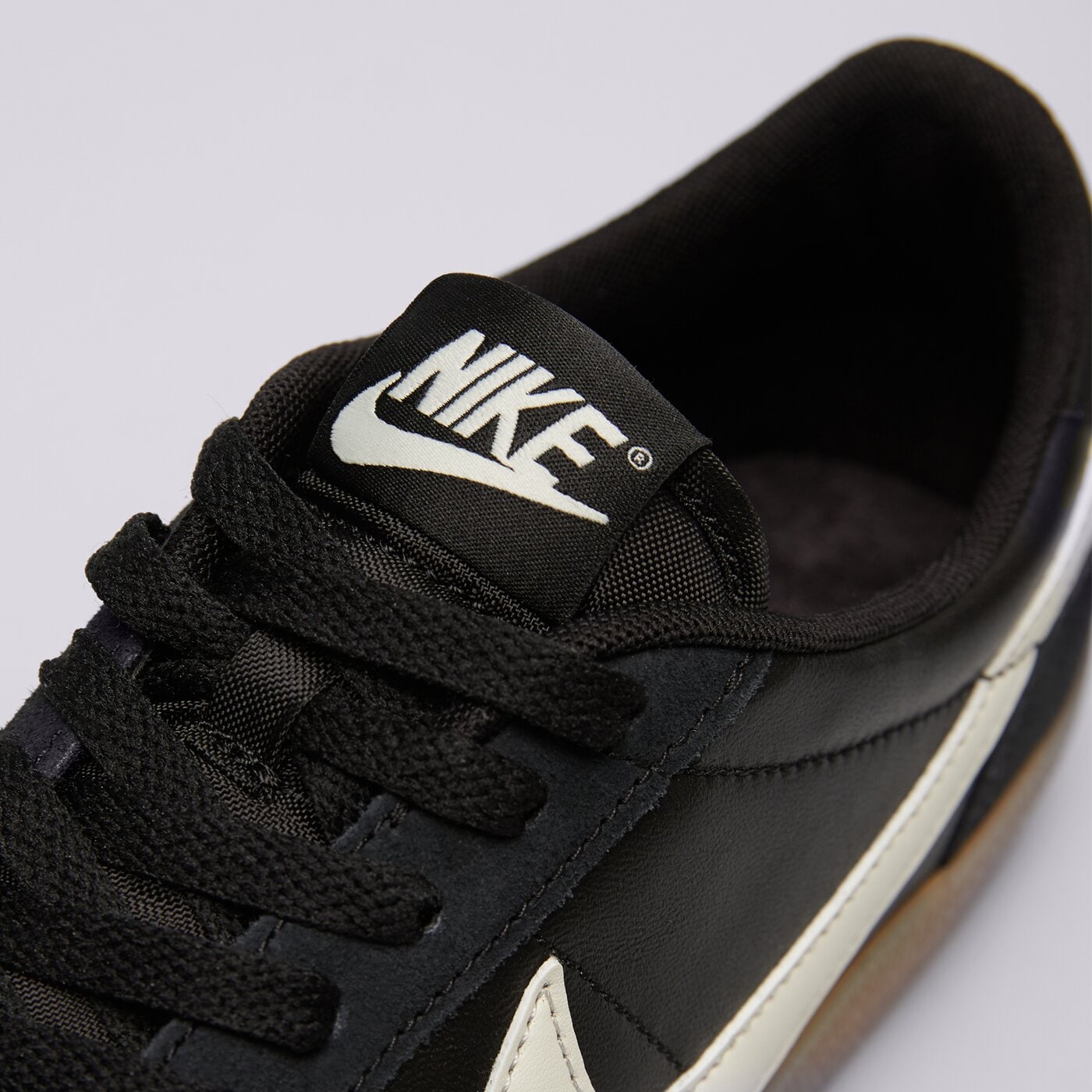 Мъжки маратонки NIKE KILLSHOT 2 LEATHER 432997-070 цвят черен