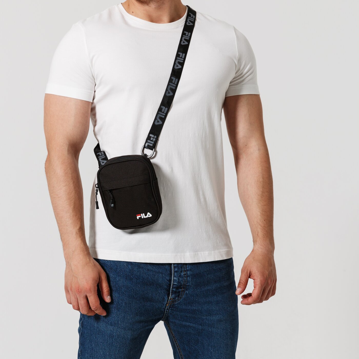 Дамски сак FILA ЧАНТА NEW PUSHER BAG BERLIN BERLIN 685054002 цвят черен