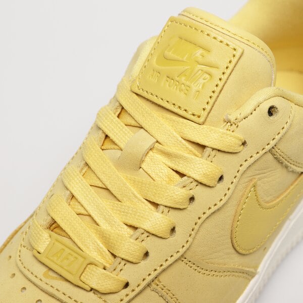 Дамски маратонки NIKE AIR FORCE 1 '07 PRM dr9503-700 цвят жълт