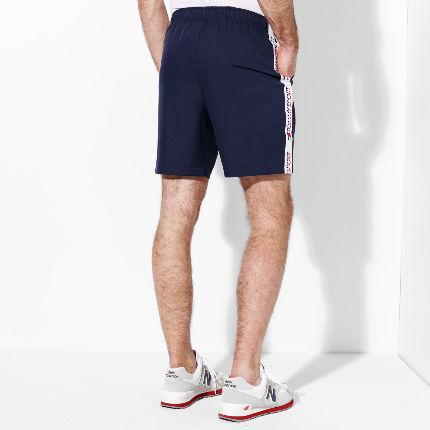 Мъжки къси панталони TOMMY SPORT ШОРТИ TAPING 72 s20s200006401 цвят тъмносин