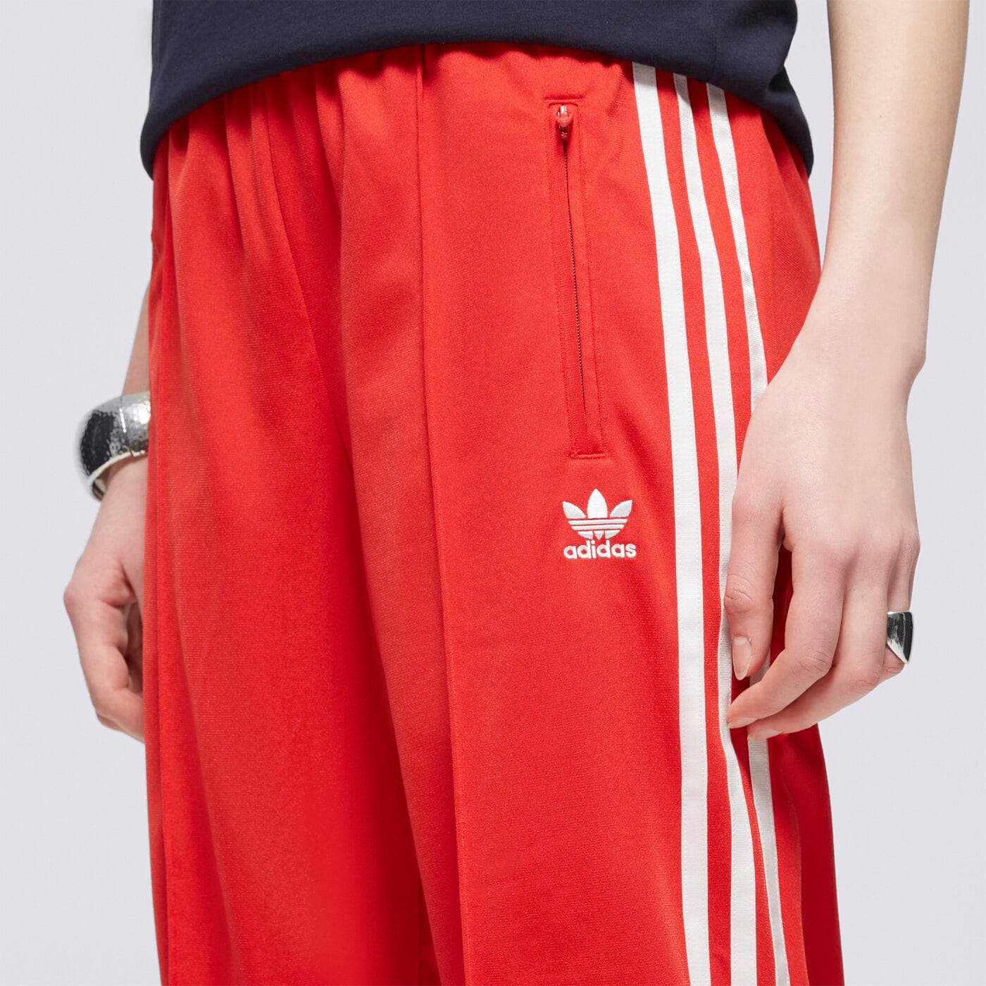 Дамски панталони ADIDAS ПАНТАЛОНИ FIREBIRD TP ir8081 цвят червен