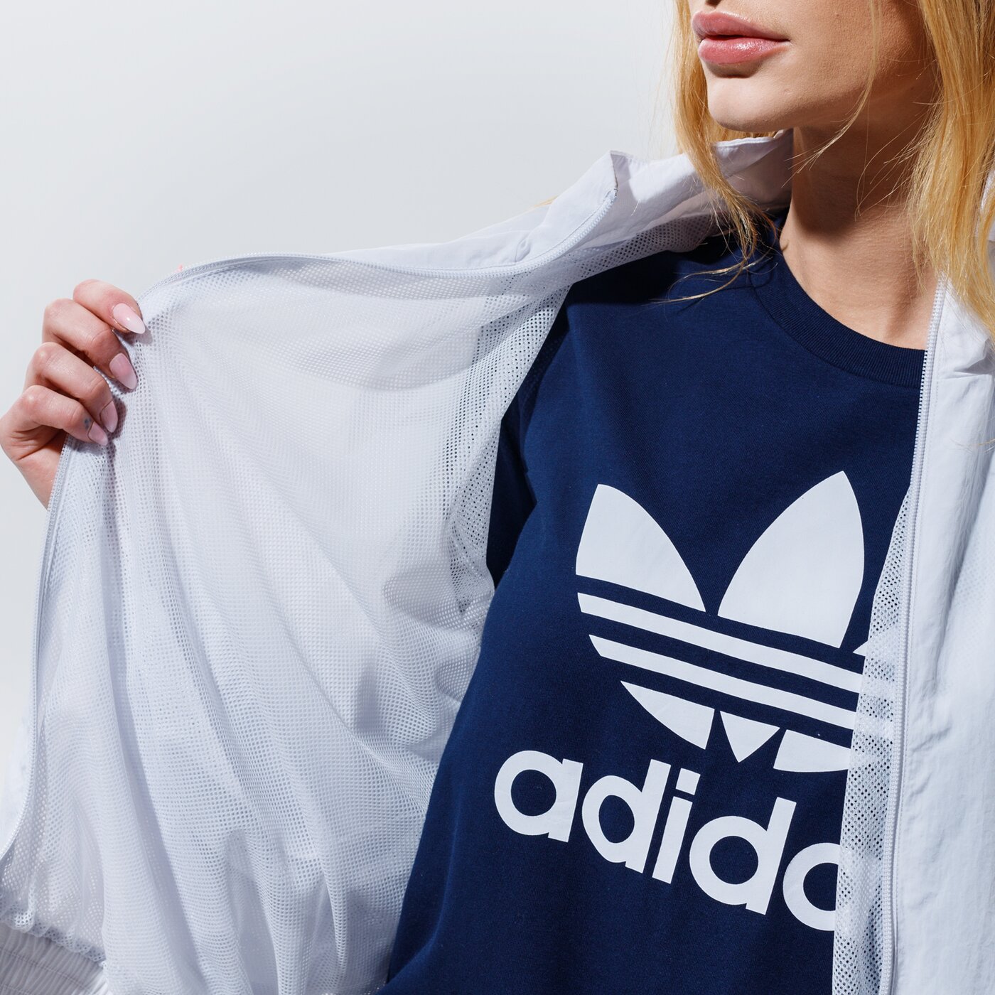 Дамско преходно яке ADIDAS ЯКЕ JAPONA TT gt8463 цвят бял