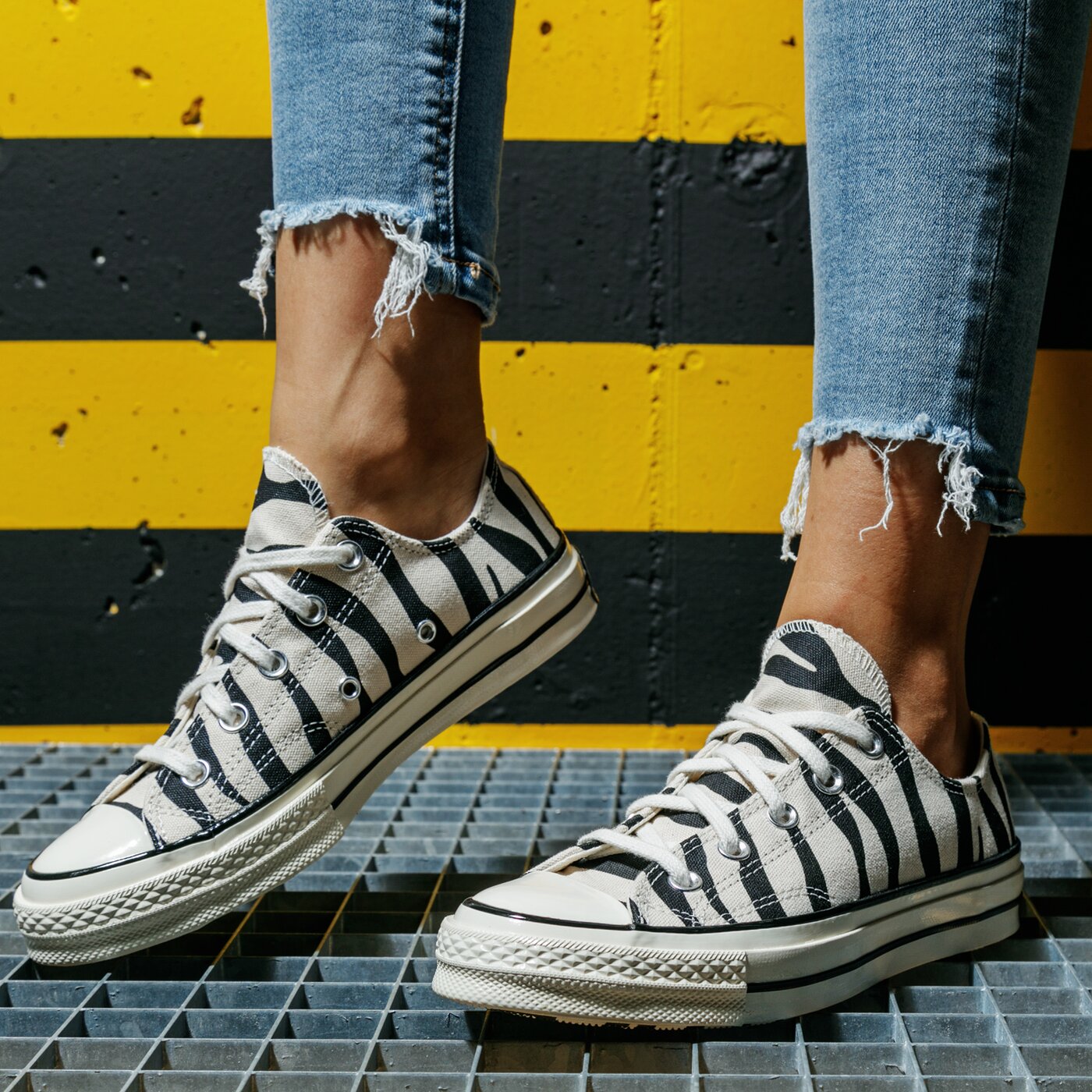 Дамски маратонки CONVERSE CHUCK 70 167811c цвят многоцветен