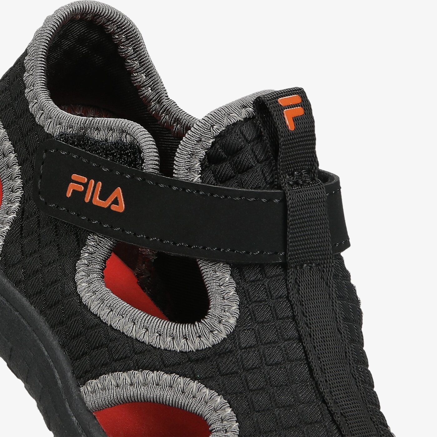 Детски чехли и сандали FILA KIDS AQUA 2020102o16 цвят черен