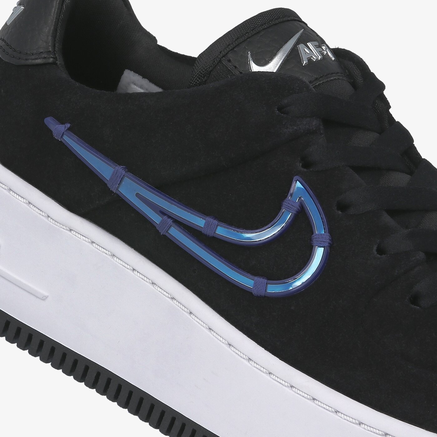 Дамски маратонки NIKE W AF1 SAGE LOW LX ci3482-001 цвят черен