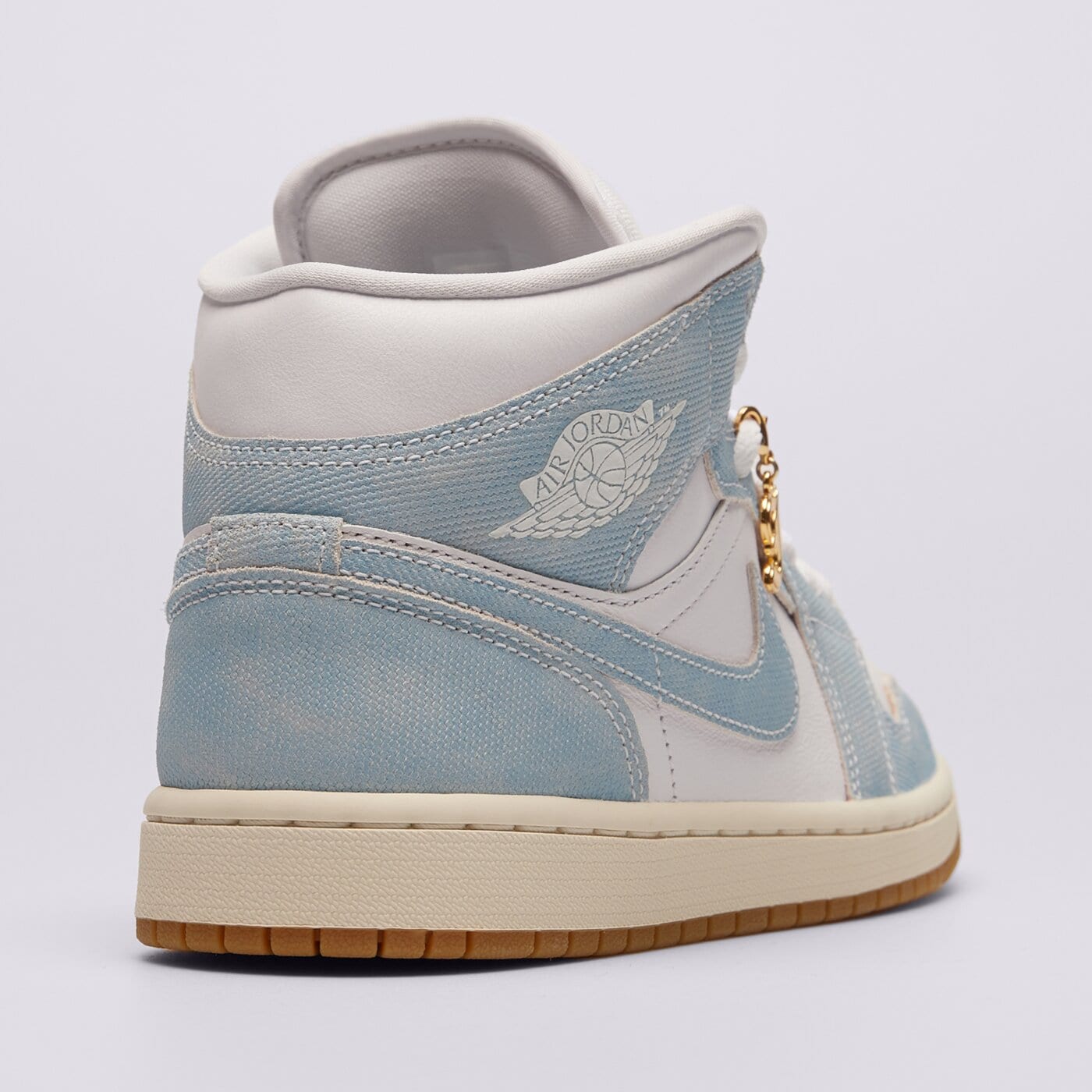 Дамски маратонки WMNS AIR JORDAN 1 MID SE  hq2005-100 цвят бял