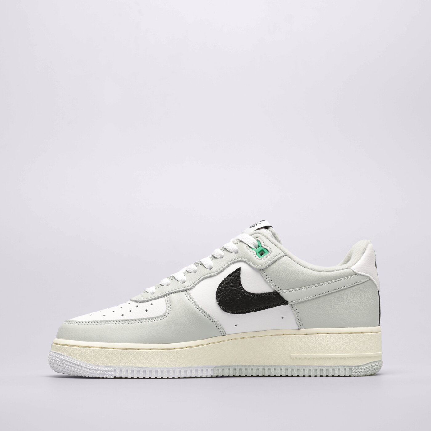 Мъжки маратонки NIKE AIR FORCE 1 '07 LV8 dz2522-001 цвят сив