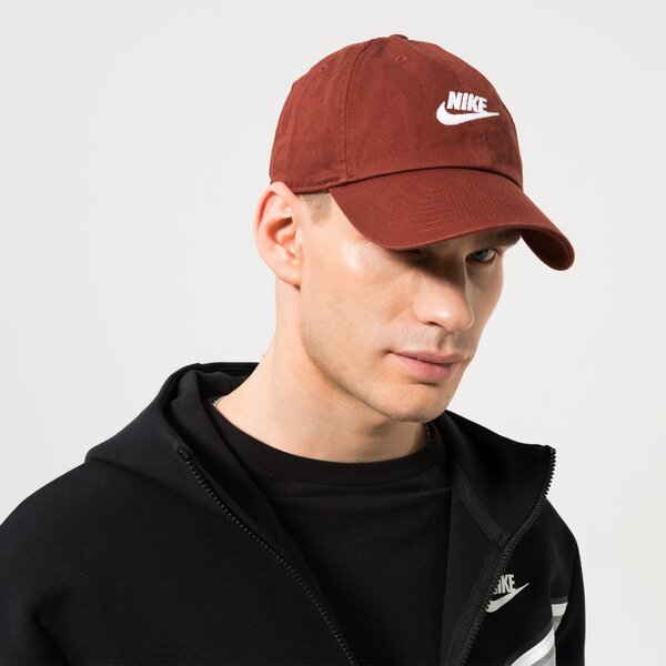Дамска шапка с козирка NIKE ШАПКА U NSW H86 FUTURA WASH CAP 913011-217 цвят кафяв